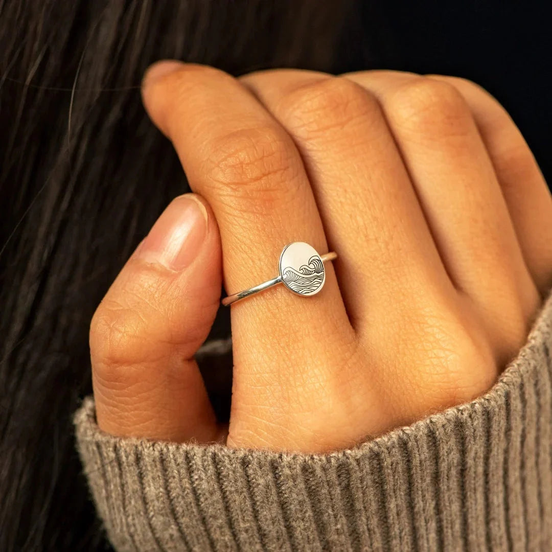 Elegant 925 Sterling Silver Storm Wave Ring in White or Yellow Gold for UK Women's Fashion