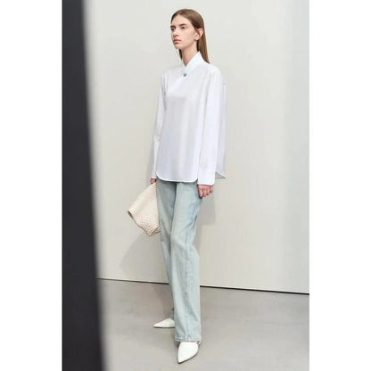 Elegant spring blouse with stand collar, floral pattern, and loose fit for women