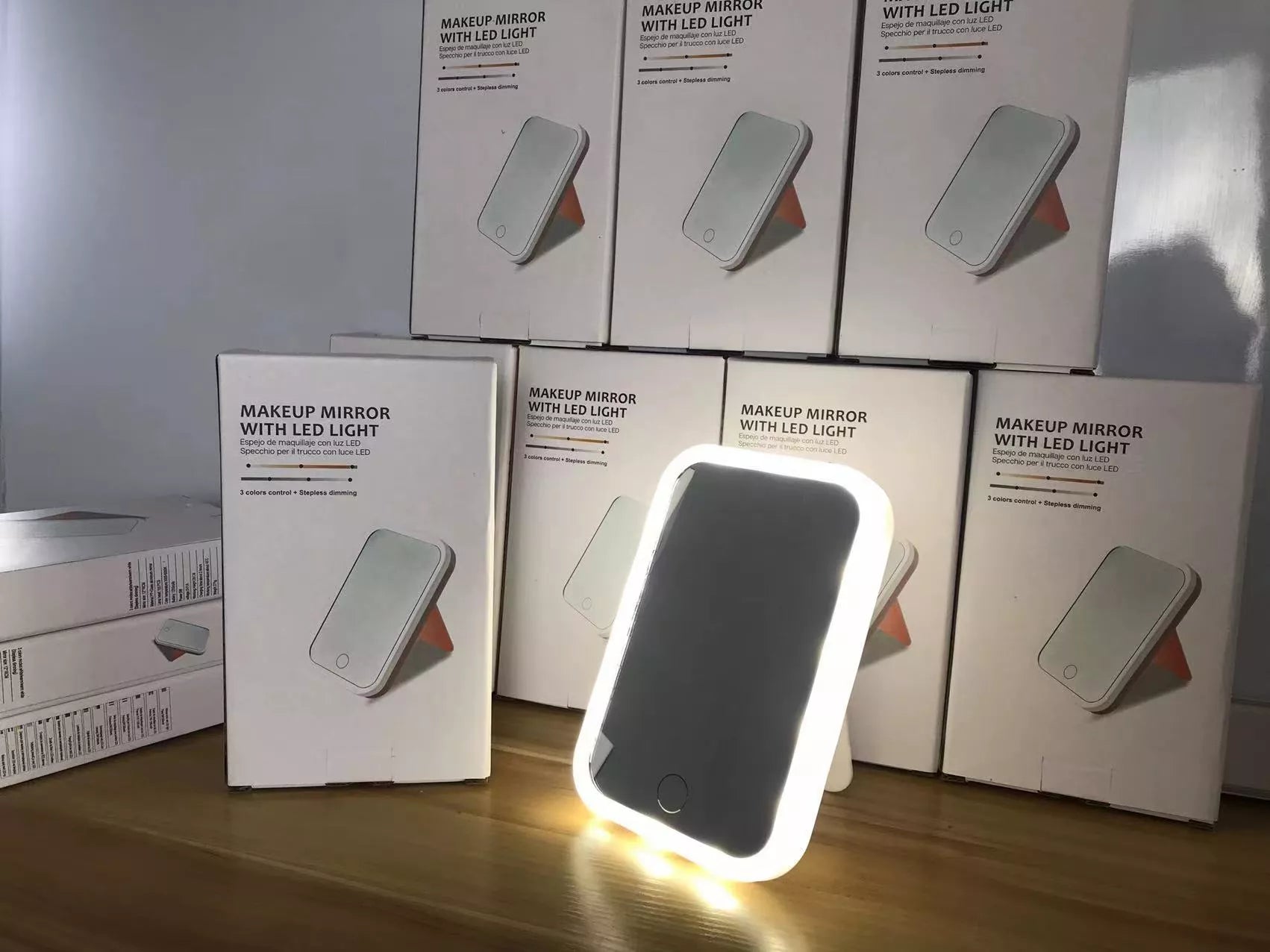Square LED Makeup Mirror with smart touch in pink or white