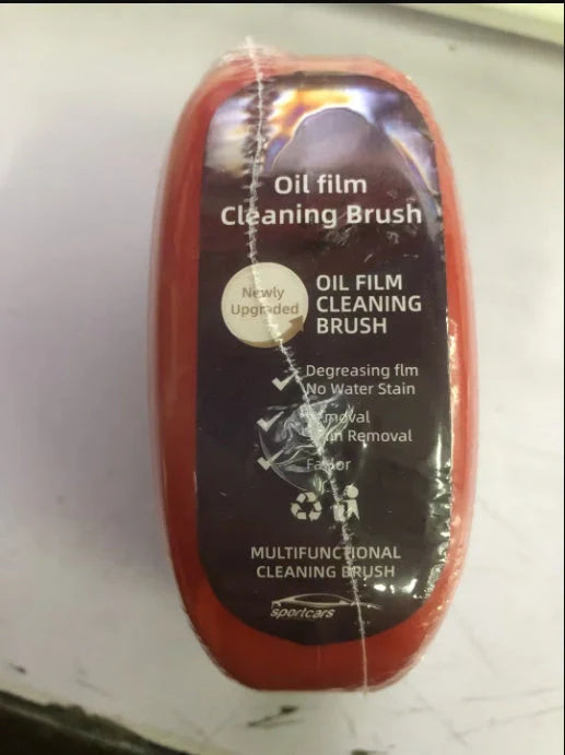 Automotive oil film cleaning brush with hydrophobic effect for windshields and glass surfaces