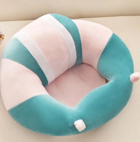 Infant safety seat with plush toy design for babies learning to sit