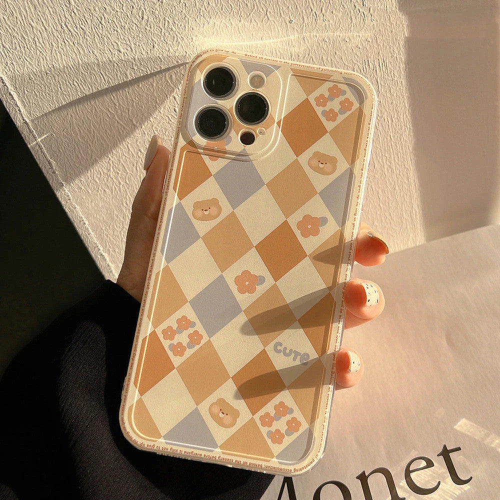 Elegant protective phone case with laser-etched geometric rhombus grid design for Apple iPhone