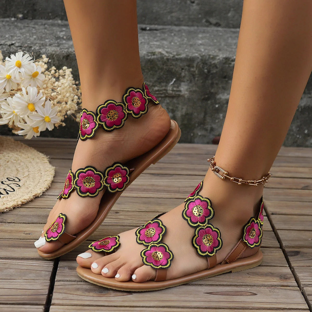 Ethnic style flowers flat sandals for women with fish mouth toe and floral design
