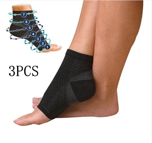 Unisex anti-fatigue compression ankle socks for sports and recovery
