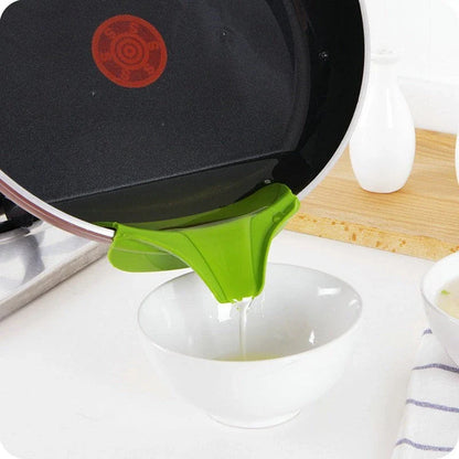 Silicone Soup Funnel - Spill-Proof Kitchen Helper with Radian Design and Flexible Silicone Construction