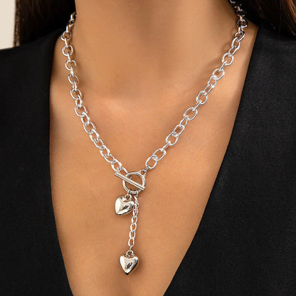 Elegant chain necklace and bracelet set with lustrous lock and key pendant for British ladies