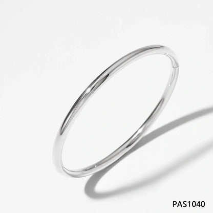 Elegant stainless steel electroplated bracelet for women, perfect for any occasion.