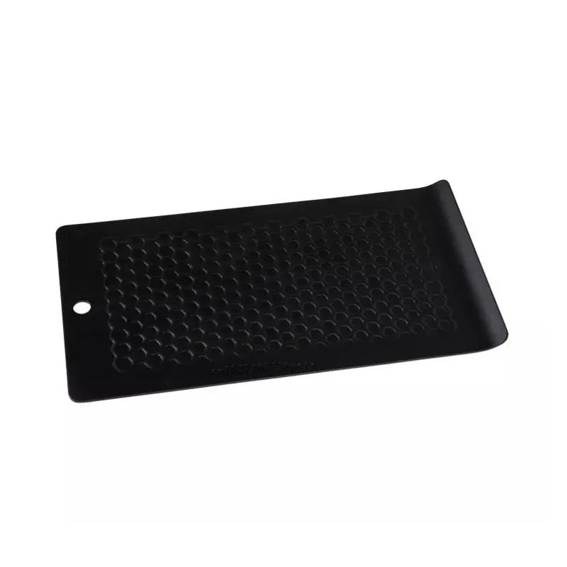 Black aluminium steak thaw board for efficient meat thawing