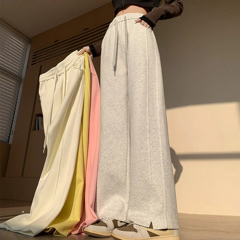 Women's high waist cotton sweatpants in various colours for leisure and sports