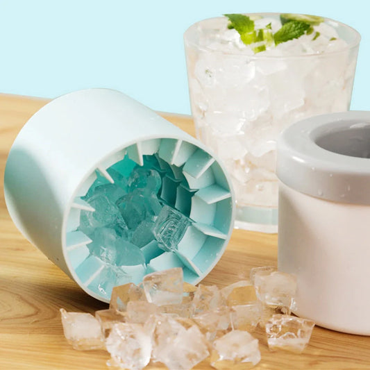 Portable 2-in-1 ice bucket mold with lid for efficient ice making and serving