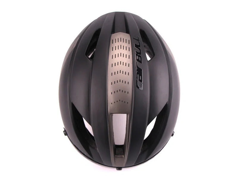 Aero cycling helmet with magnetic lens and adjustable fit for competitive cyclists