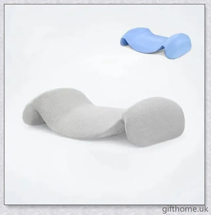 Plush bed lumbar cushion with memory foam filling, designed to provide comfort and support for pregnant women