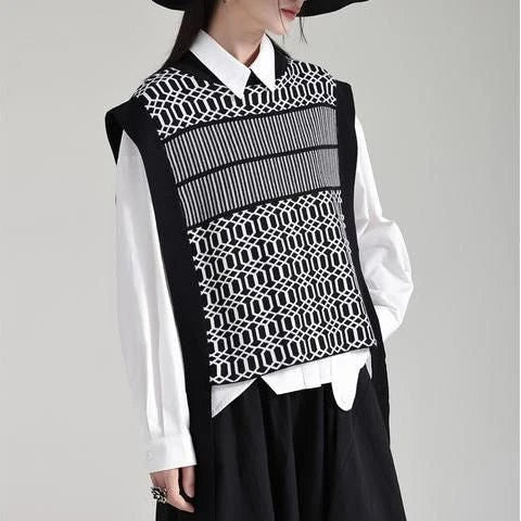 Women's Black Irregular Pattern Knitting Vintage Vest with a unique irregular pattern design