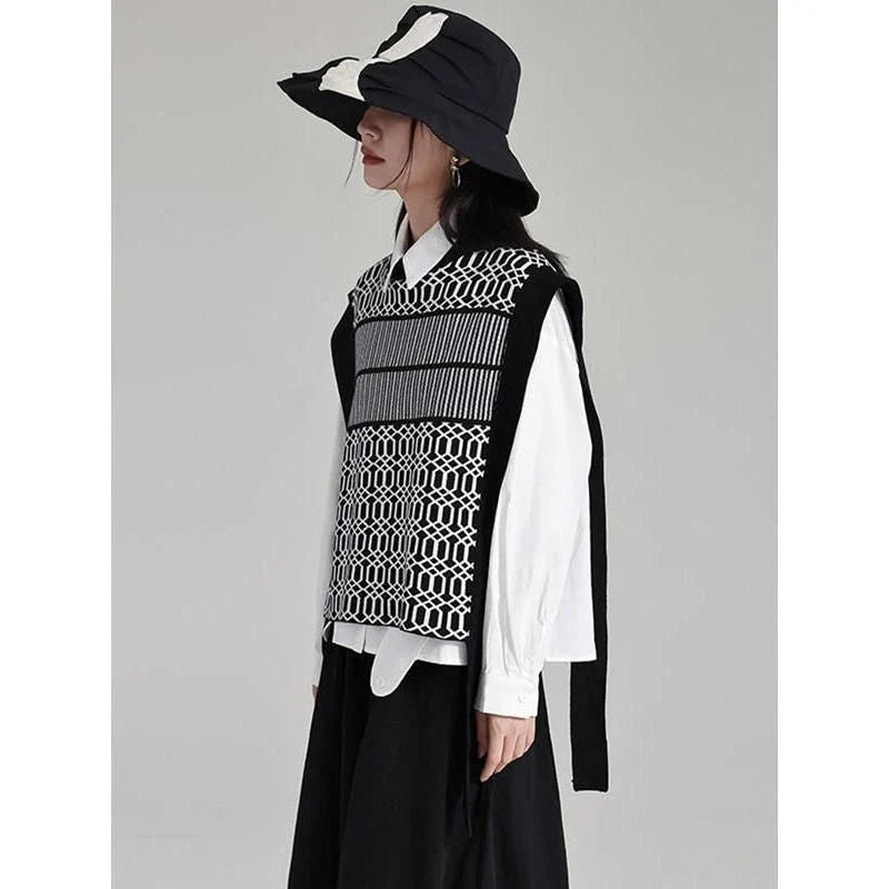 Women's Black Irregular Pattern Knitting Vintage Vest with a unique irregular pattern design