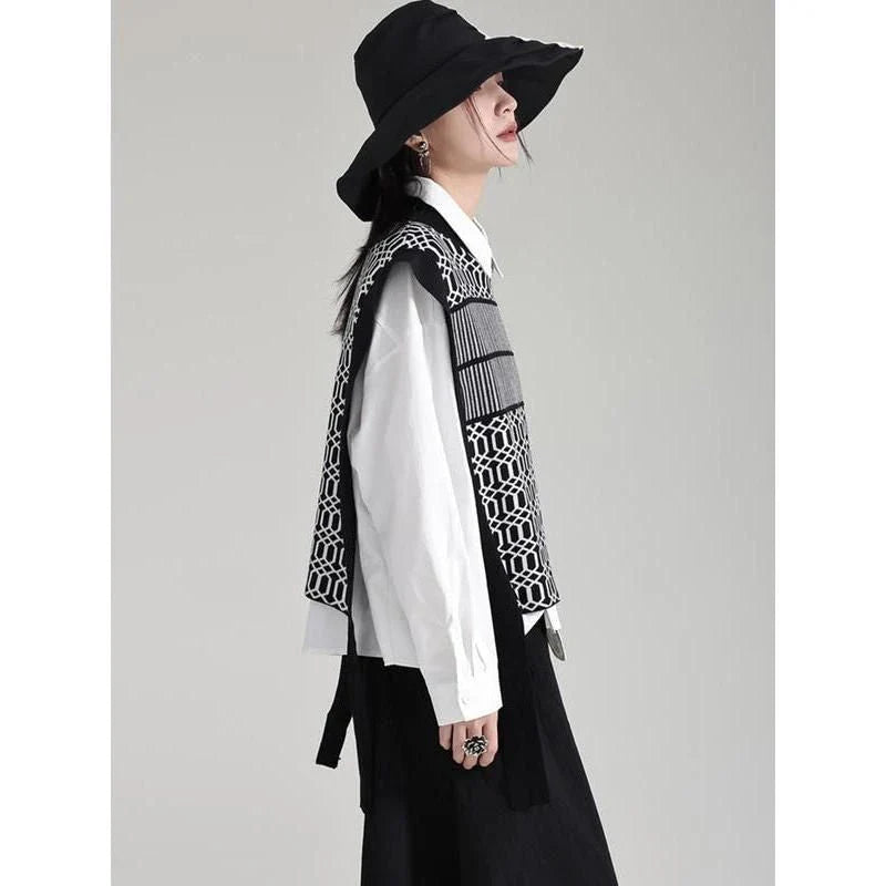 Women's Black Irregular Pattern Knitting Vintage Vest with a unique irregular pattern design