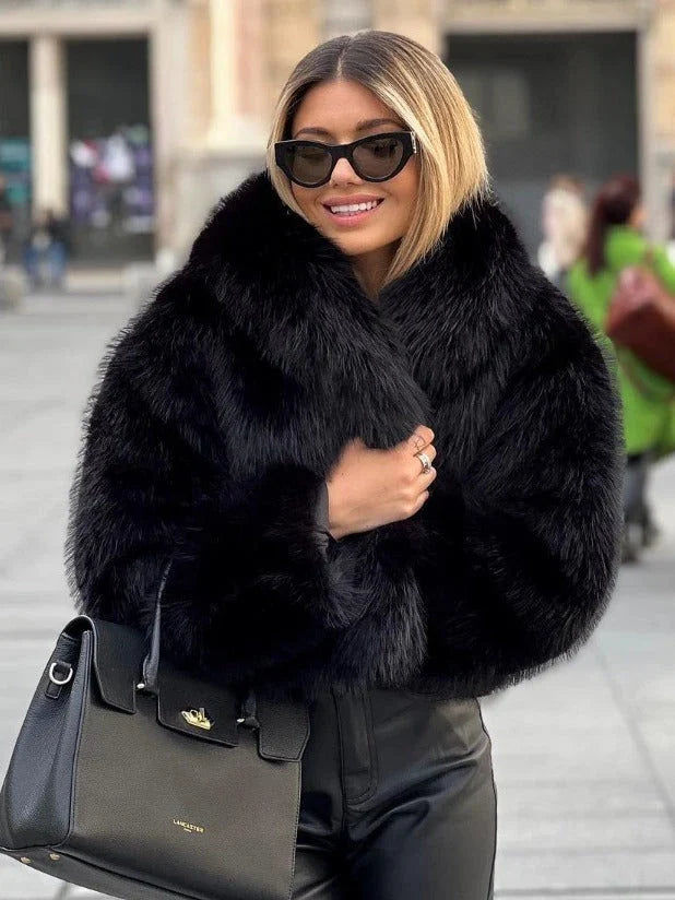 Stylish and cozy plush winter coat for women, available in a variety of trendy colors and sizes