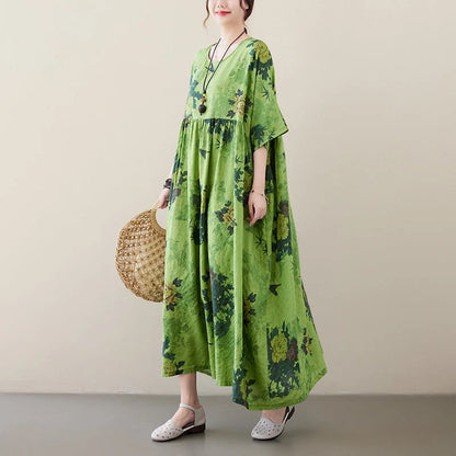 Stylish Renaissance-inspired pullover dress with round neckline and medium-length swing skirt, made from premium cotton blend fabrics