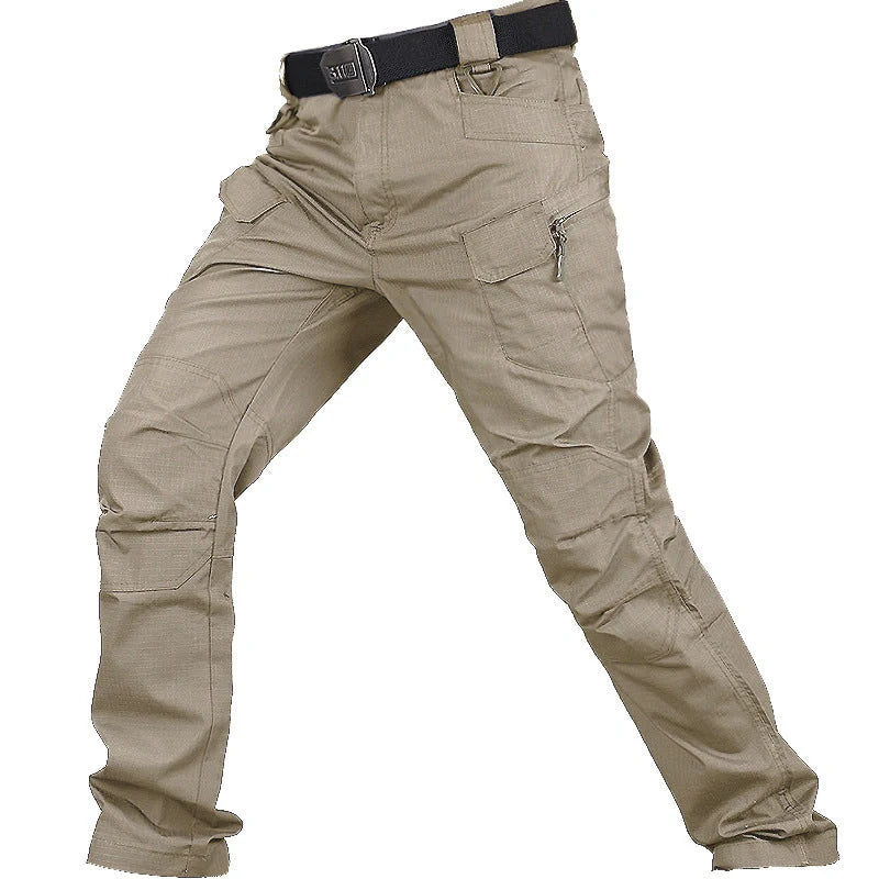 Rugged training trousers in various colours, designed for extreme outdoor challenges and activities