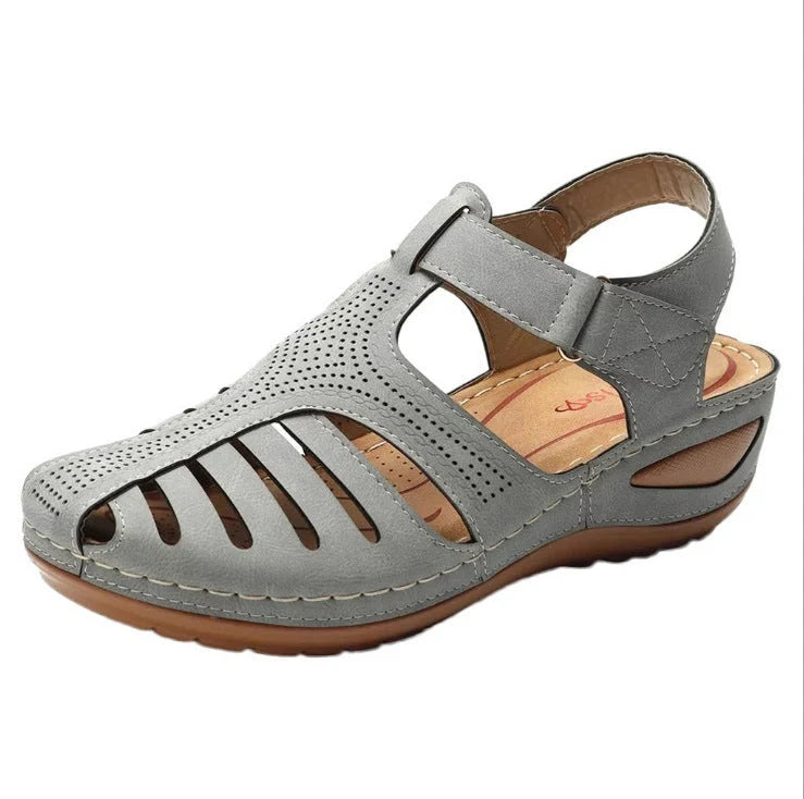 Women's Plus Size Retro Sandals with round toe and wedge heel in various colours