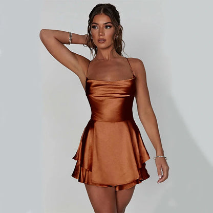 Women's suspender skirt with slim strap and satin finish in various colours