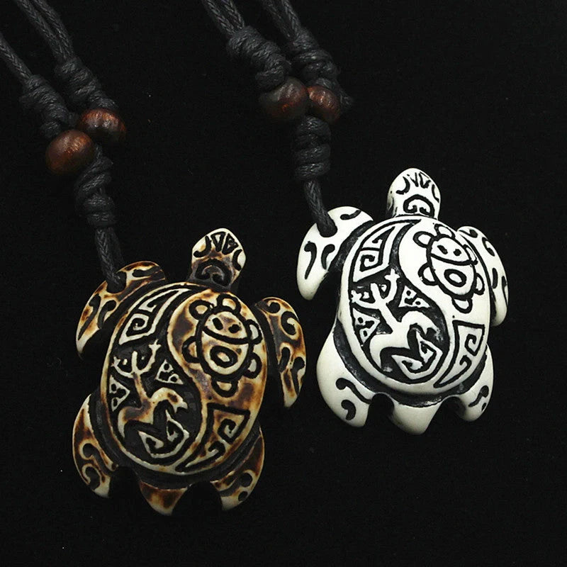 Men's European-style turtle necklace with resin pendant, unique tortoise design