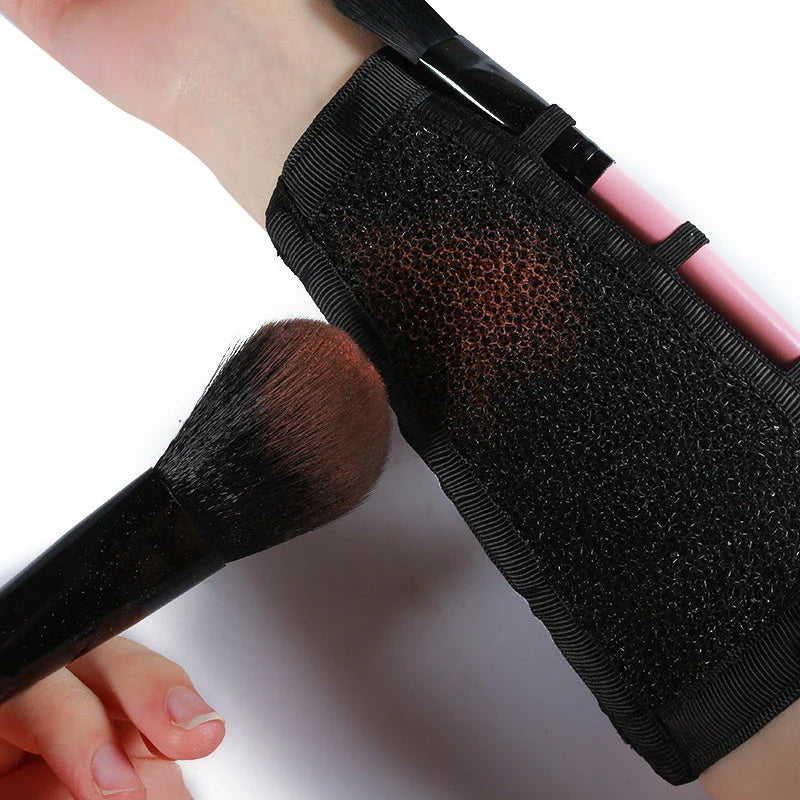 Premium makeup brush cleaning strap made of nylon diving cloth for antibacterial, antistatic, and moisture-wicking brush care