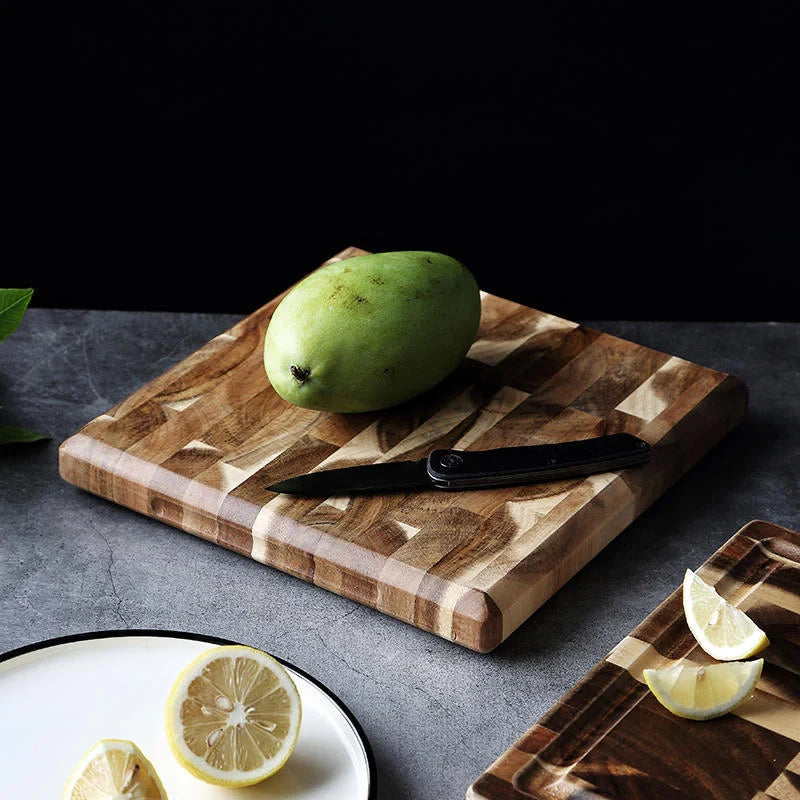Solid acacia wood cutting board for kitchen use, 3cm thick, brown color