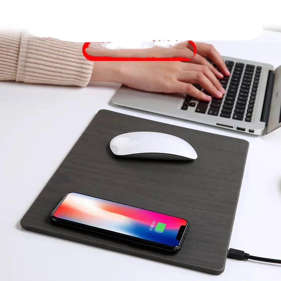 Qi Wireless Charging Mouse Pad with PU Leather Surface for comfortable and efficient charging