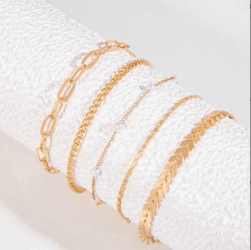 Summer Fashion 5-piece Pearl Anklet in gold and silver, geometric design