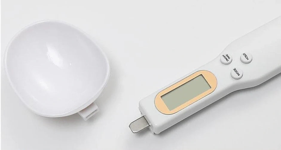 Precision Kitchen Spoon Scale in various colours for accurate cooking measurements