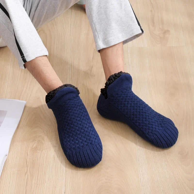 Winter woolen socks with non-slip dots in various colours