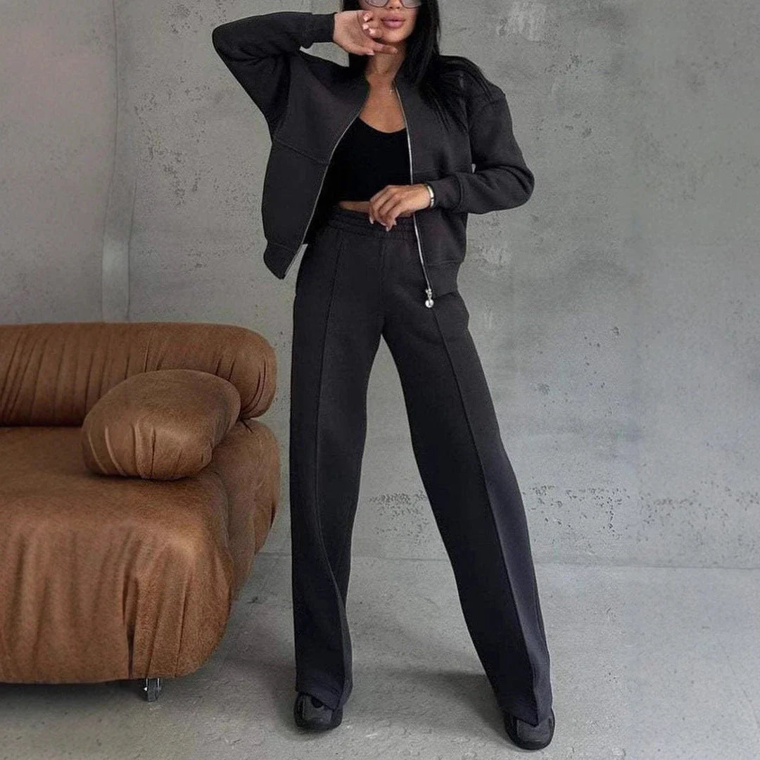 Stylish women's sports separates set with zip-up jacket and wide-leg trousers in a variety of colours