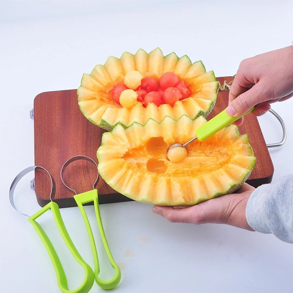 Stainless steel fruit ball excavator spoon with green and blue options