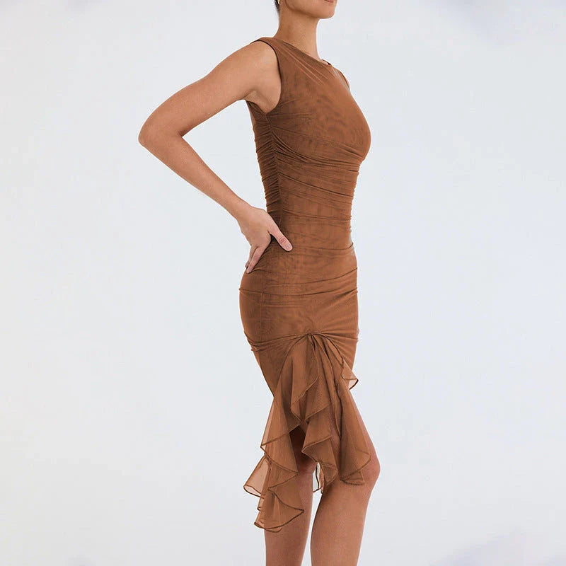 Sleeveless slim-fit mini dress in a variety of vibrant colors, perfect for summer style and comfort