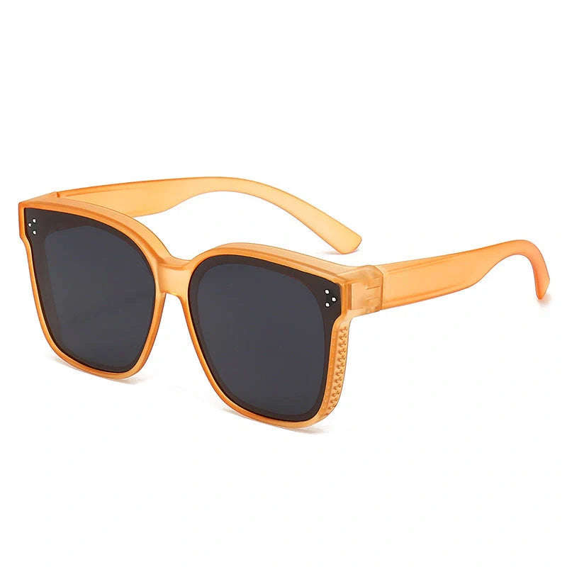 Polarised dual-use sunglasses with anti-glare mirror coating in various colours