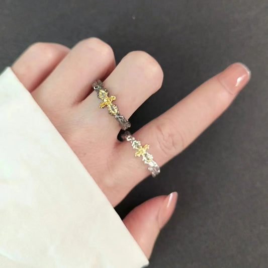 Dark Maillard Ring with adjustable opening in black gold or silver