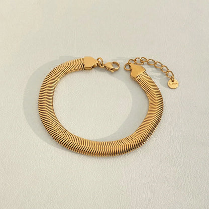 Elegant stainless steel electroplated bracelet for women, perfect for any occasion.