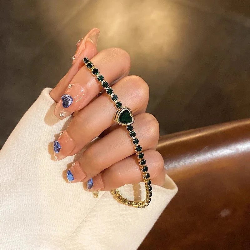 Elegant zircon geometric bracelet with South Korean fashion design