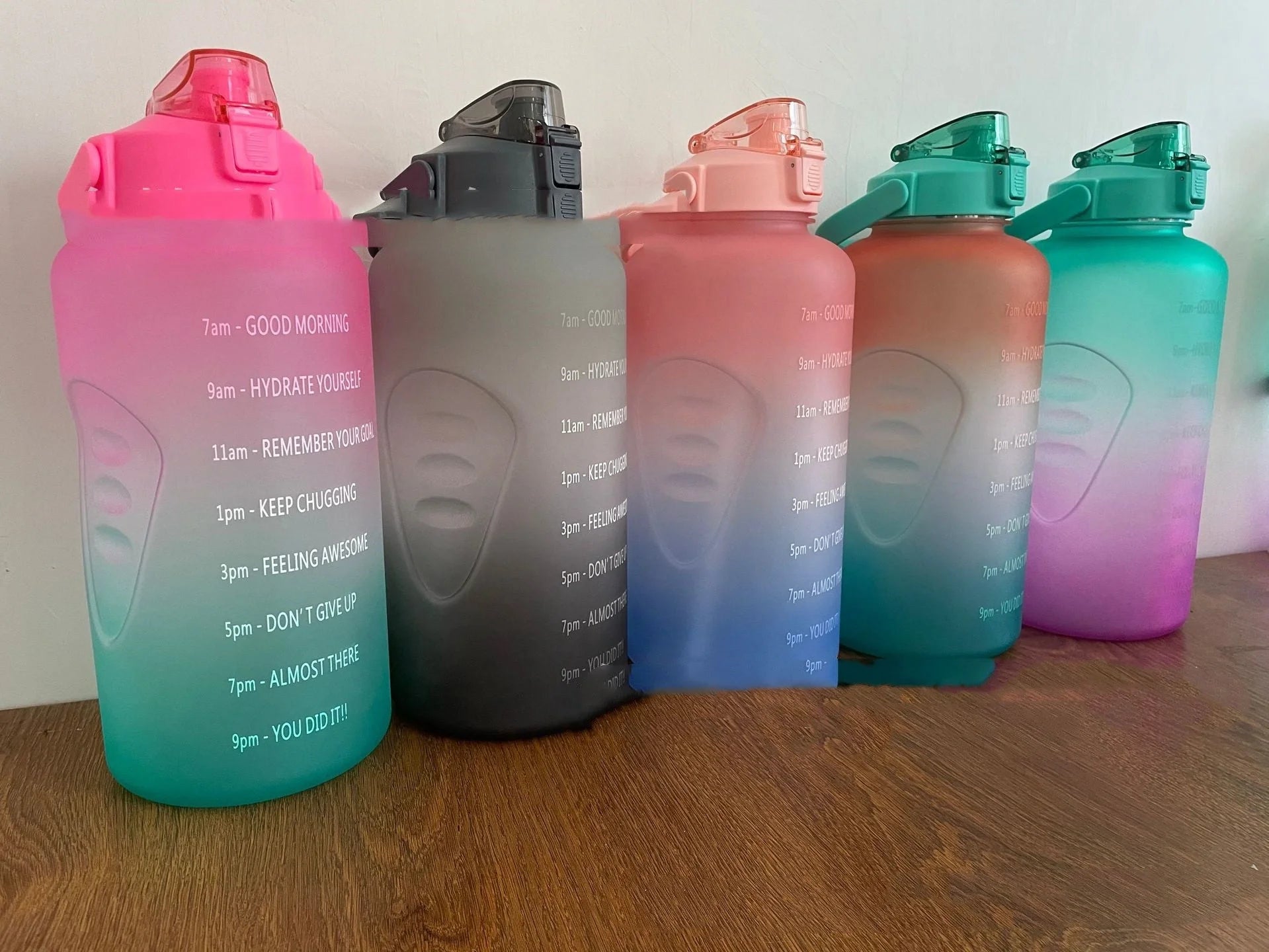 2.2L Large Capacity Half Gallon Plastic Space Cup with time markings and gradient colours