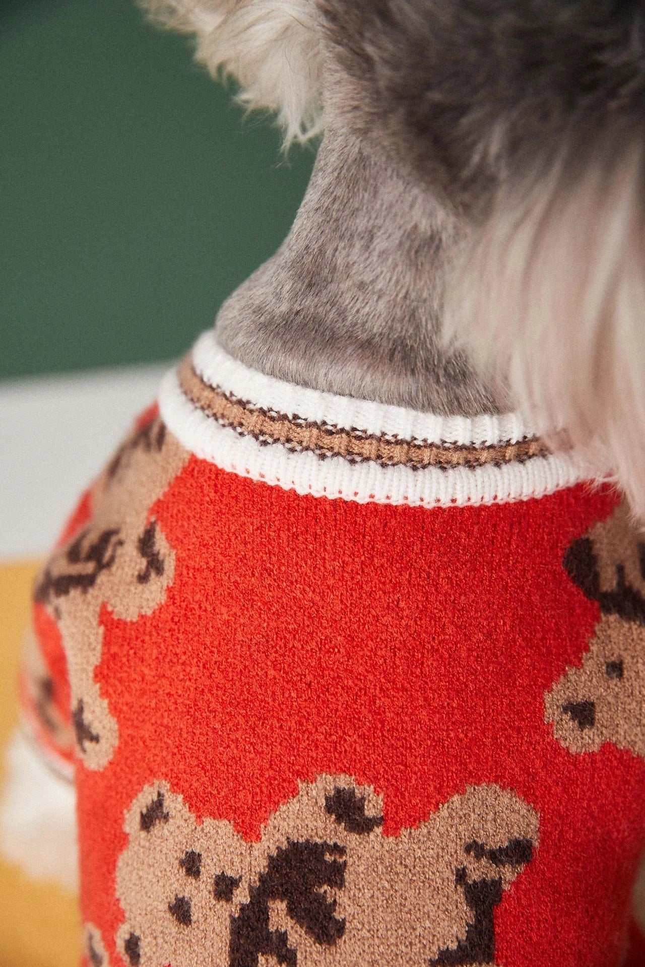 Stylish striped pet sweater in various colours and sizes for dogs and cats