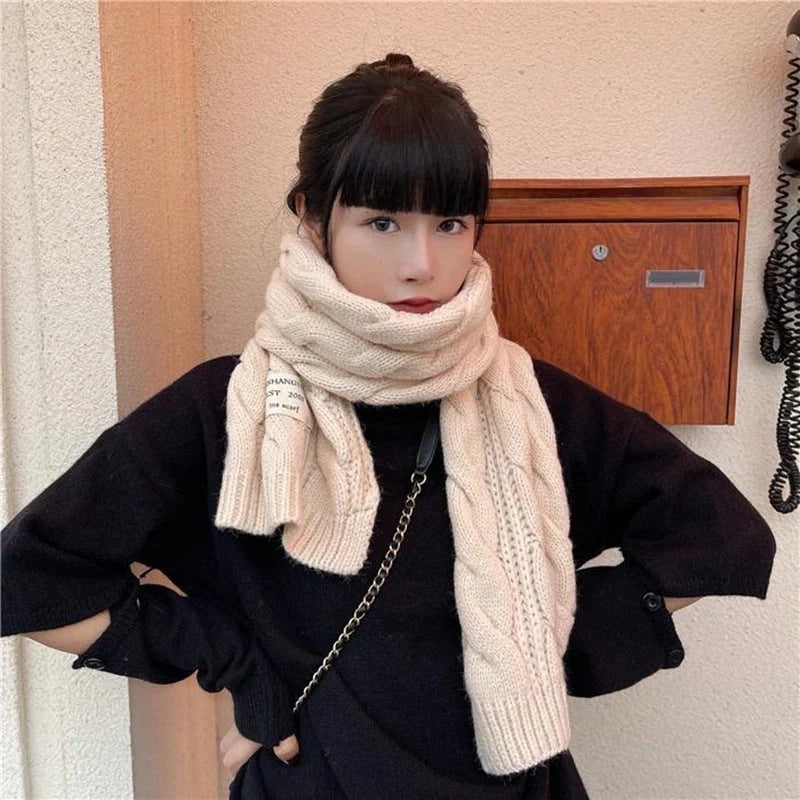 Sweet Labeling 8-word Twist Apricot Small Scarf in deer plush fabric, available in beige, gray, and black.