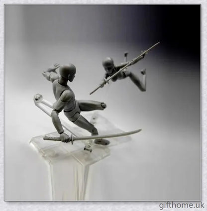 Premium drawing figures with articulated joints and customizable accessories for artists