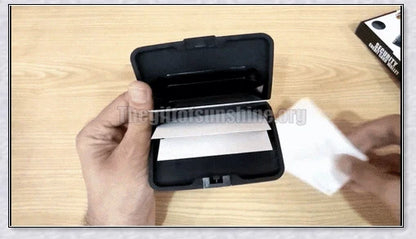 Pocket Business Waterproof Wallet Card Holder made of aluminium and ABS plastic, designed to protect against hacking and accidental scanning