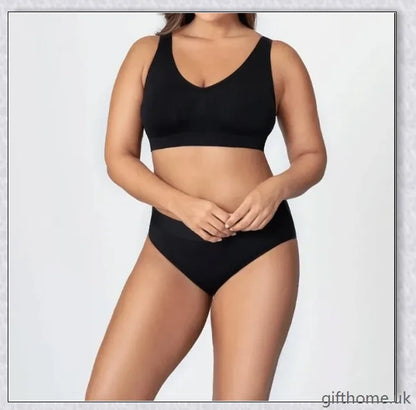 Seamless comfort bra made with premium nylon-spandex blend for all-day ease and a smooth, flattering silhouette