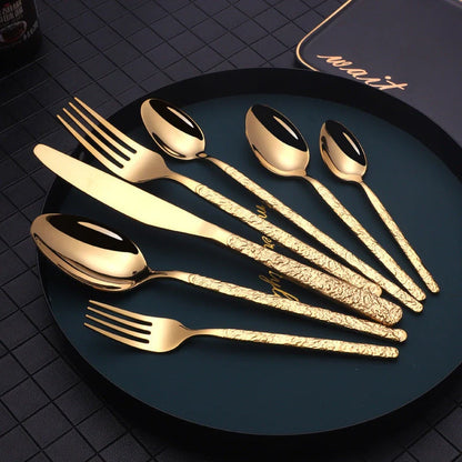 Premium steak cutlery set with embossed textured handles, made of durable stainless steel for a refined dining experience.