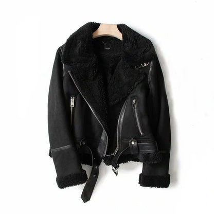 Winter lapel jacket in suede and lamb wool for women, available in black and khaki.