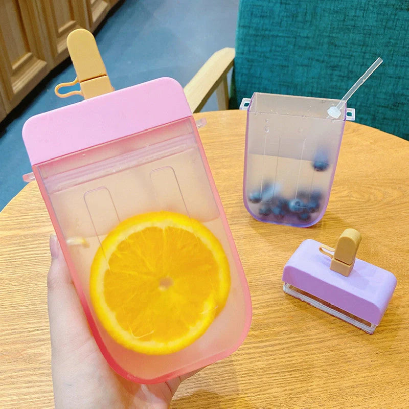 Summer children's water cup with straw, anti-leak design, and cartoon pattern