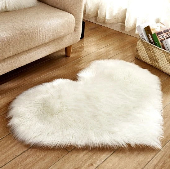 Luxury heart-shaped plush carpet in various colours and sizes, featuring a soft, non-slip design for comfortable home decor