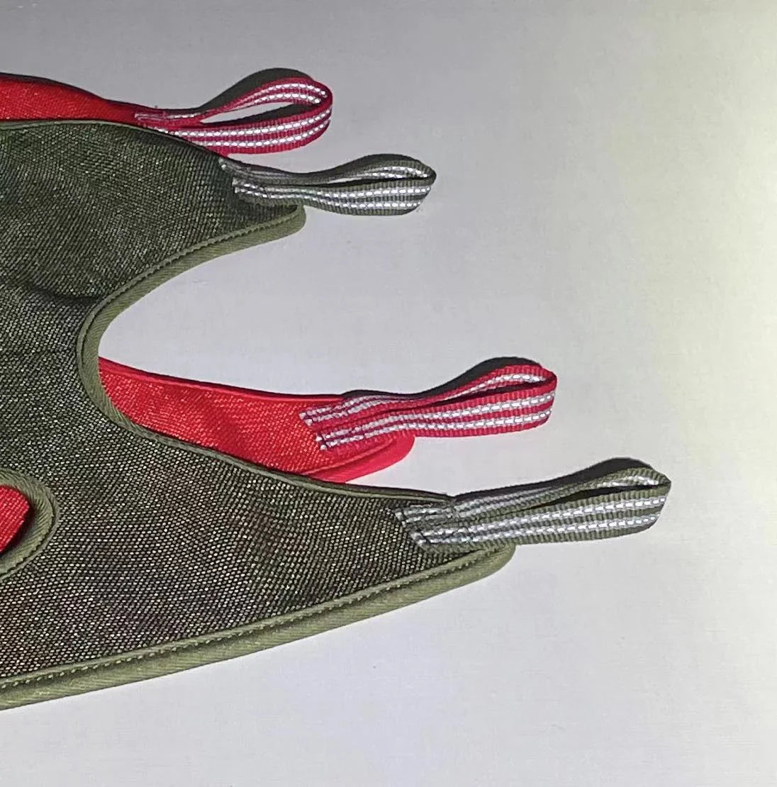 Premium Nail Trimming Hammock for Small and Medium Cats and Dogs in Various Colours