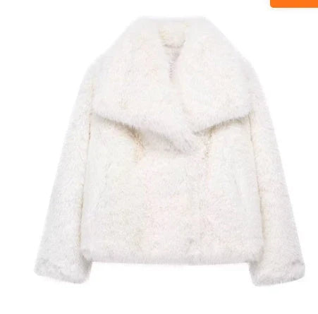 Stylish and cozy plush winter coat for women, available in a variety of trendy colors and sizes